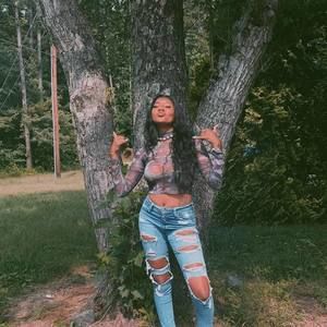 Meet your Posher, Kaya